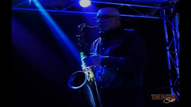 Toni Pastor Sax - Desafinado смотреть онлайн