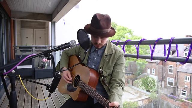 Andrew Farrell - In The Night (Balcony Sessions) смотреть онлайн