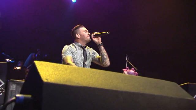 APMAs 2015: New Found Glory perform "Vicious Love" with Hayley Williams [FULL HD] смотреть онлайн