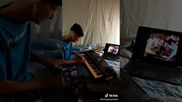 АКАНИ САНАТИНИ КАРЕНГ ОФАРИН смотреть онлайн