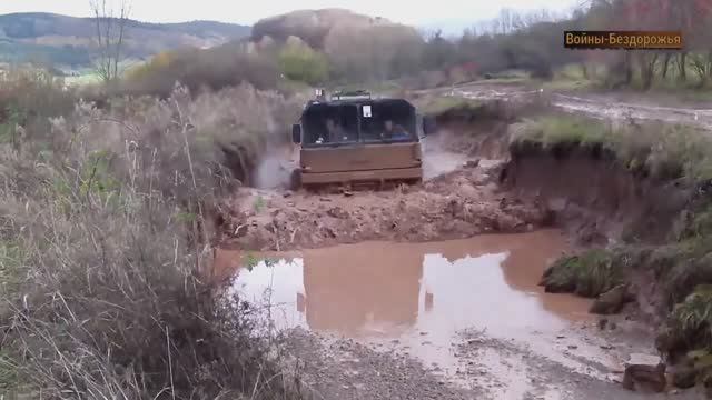 Потрясающий Советский военный Старый Грузовик, Легендарные Грузовые автомобили ГАЗ 66, МАН КАТ, КРАЗ смотреть онлайн