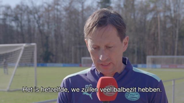 Schmidt blikt vooruit op Fortuna en Leicester смотреть онлайн