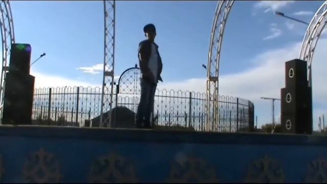 "Кушеков Бекзият" - "ZeT" Лето 2013г смотреть онлайн