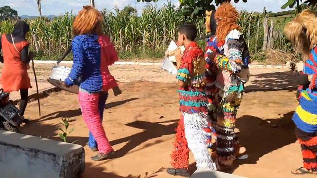 caretas sitio serra do Valério Sábado de Aleluia. Abril de 2022 com participação de Enzo Rodrigues смотреть онлайн