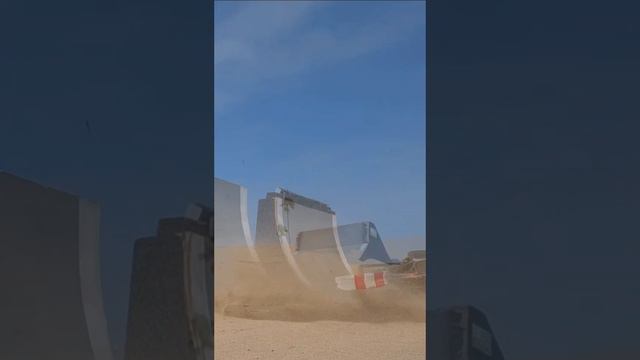 МОНСТР ТРАК смотреть онлайн