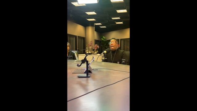 Dallas Studio Shenanigans смотреть онлайн