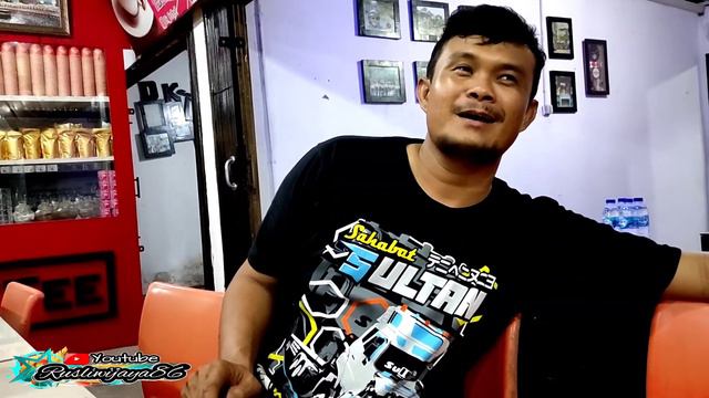 TRUCK QUESTER RIAU MUDA JASASARANA RMJ15 & RMJ18 смотреть онлайн