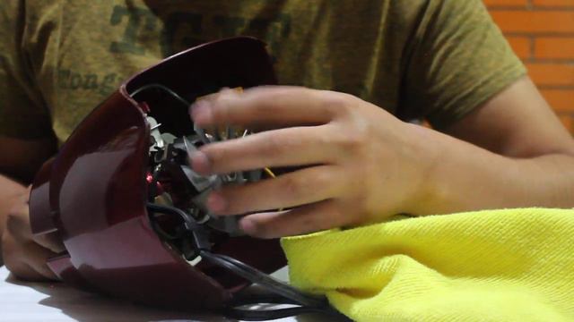 Licuadora Oster, Cómo Cambiar El Pin o Cuadrado de Tu Licuadora... смотреть онлайн
