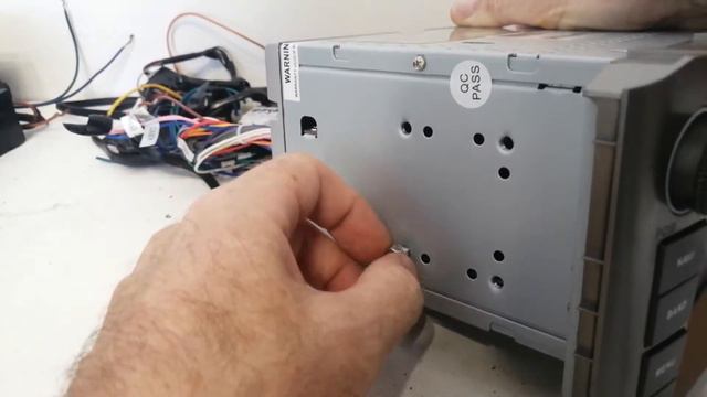 Подсветка кнопок магнитолы Toyota Avensis (T250) 2003-2008 смотреть онлайн