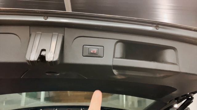 Volkswagen Touran Электропривод багажника смотреть онлайн