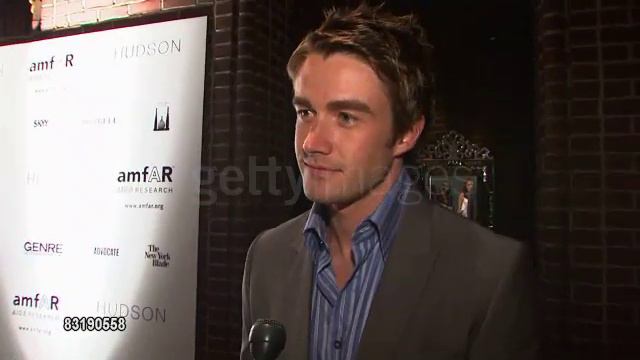 Robert Buckley at the 9th Annual amfAR Honoring With Pride Celebration смотреть онлайн