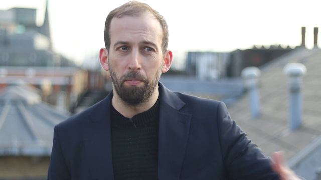 Do You Freeze Up in Social Situations? CONFIDENCE COACHING TIPS FROM JONATHAN смотреть онлайн