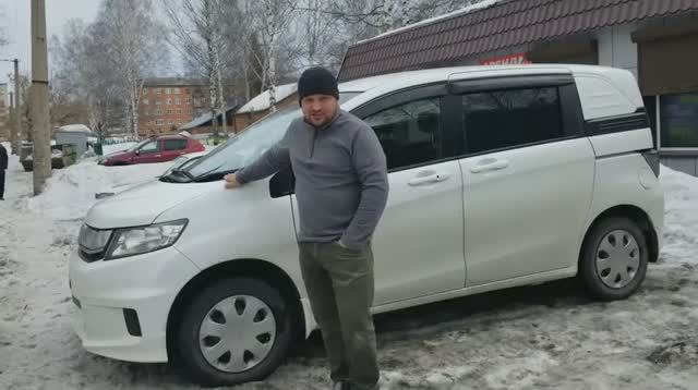 Обзор на Honda Freed Spike смотреть онлайн