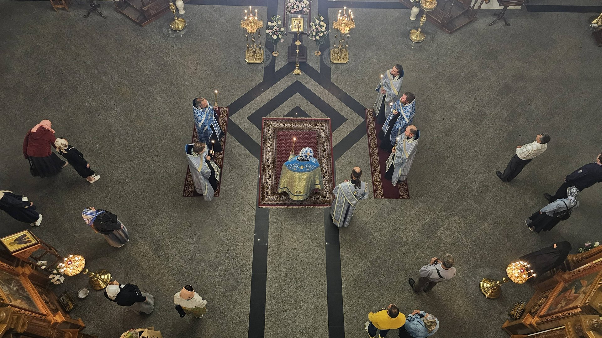 ВЕЛИЧАНИЕ ПРАЗДНИКУ РОЖДЕСТВА ПРЕСВЯТОЙ БОГОРОДИЦЫ В ИСПОЛНЕНИИ ДУХОВЕНСТВА ИВЕРСКОЙ ОБИТЕЛИ смотреть онлайн