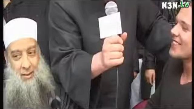 German and German convert to Islam Sheikh Abu Ishaq thrust in Germany смотреть онлайн