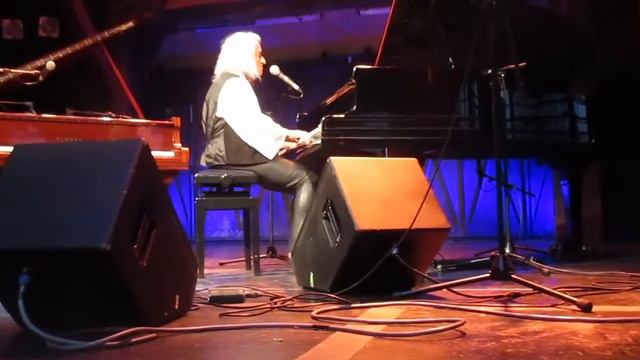 Ulrike Hausmann: My Life Is A Boogie смотреть онлайн