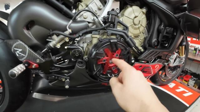 Umbau beim Profi - Ducati Streetfighter V4s 2024 смотреть онлайн