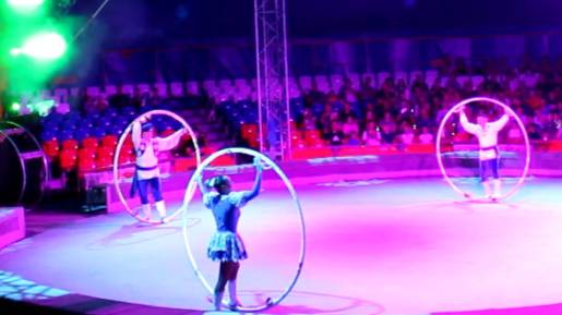 Цирковые акробаты смотреть онлайн