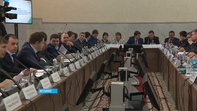 Рустэм Хамитов принял участие в форуме молодых депутатов mp4 смотреть онлайн
