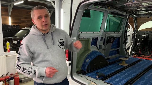 Шумоизоляция Мультиван (Volkswagen Multivan, Шумоизоляция, автозвук, мультимедиа, омыватель камеры) смотреть онлайн