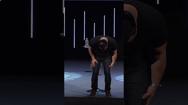 «Вы — свет мира. Не может укрыться город, стоящий на верху горы» ‭‭(От Матфея 5‬:‭14‬) Пастор Андрей смотреть онлайн