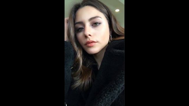 Sıla Türkoğlu talked about the photo that she kissed Halil! смотреть онлайн