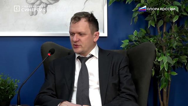 Сергей ЧЕТВЕРИКОВ, шеф по инвестициям в корпорации "Синергия". "ЛЮДИ МИРА" С СЕРГЕЕМ АЧАКОВЫМ смотреть онлайн