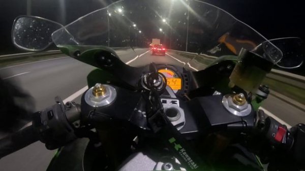 Ночные покатушки на Kawasaki zx636r 2003года