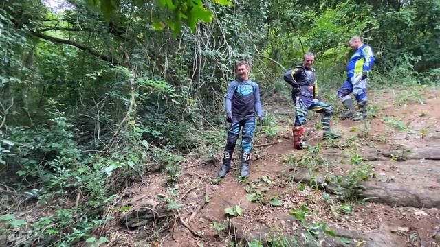 OS MELHORES PILOTOS DA TRILHA | CRF230 CRF250F YZ250 смотреть онлайн