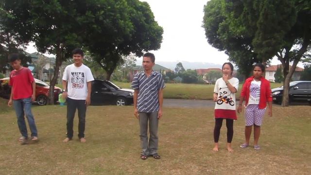 GYM(fenti,josua,hendri,kaos pitih,gloria) смотреть онлайн