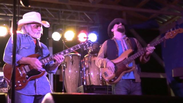 Dickey Betts & Great Southern - "High Falls" смотреть онлайн