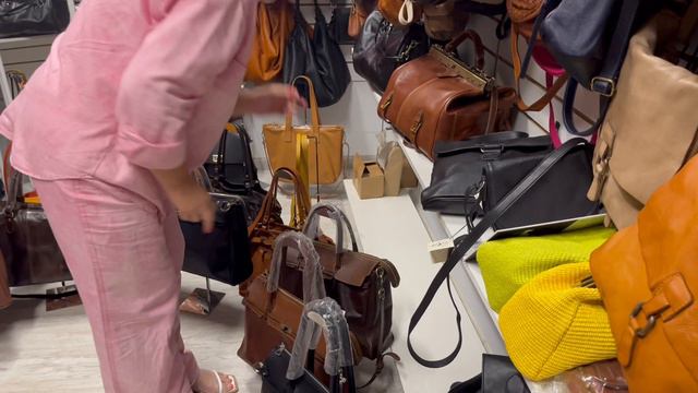 Сумки. Кожа вакетта. Италия. смотреть онлайн