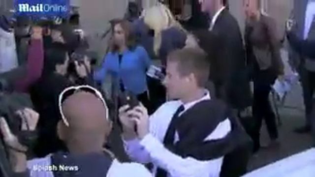 Dina Lohan leaves court in Rolls Royce after not guilty plea to DWI смотреть онлайн