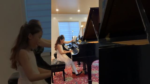 Olivia Hua - I. Berkovich Piano Concerto Op44 смотреть онлайн