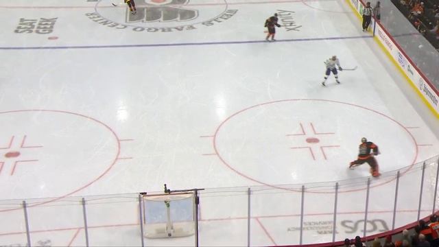 Carter Hart Pulled After Brutal Misplay Leads To Mathieu Joseph Shorthanded Goal смотреть онлайн
