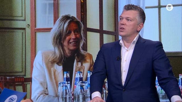 'Dit Is Een Totale Afgang Voor Minister Ollongren'