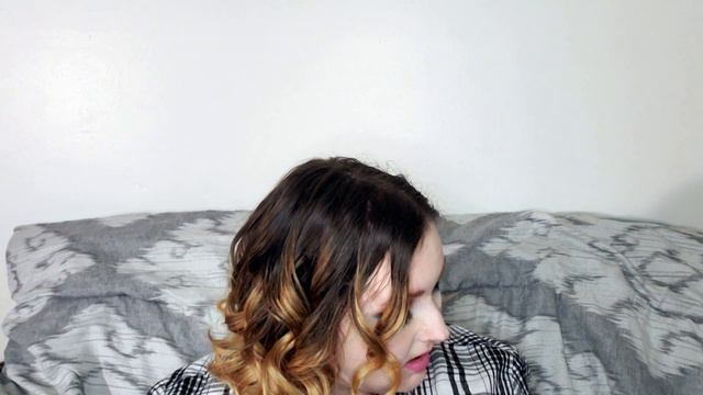 Glittery Black Smokey Eye for Valentine's Day | Tati Beauty смотреть онлайн