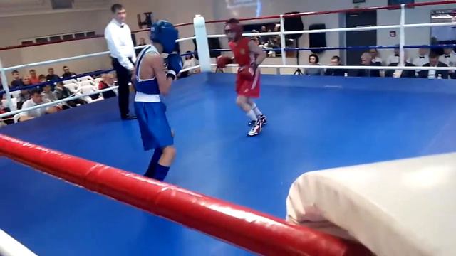 Карнаушенко (кр-й угол) - Лякишев (син-й угол) смотреть онлайн