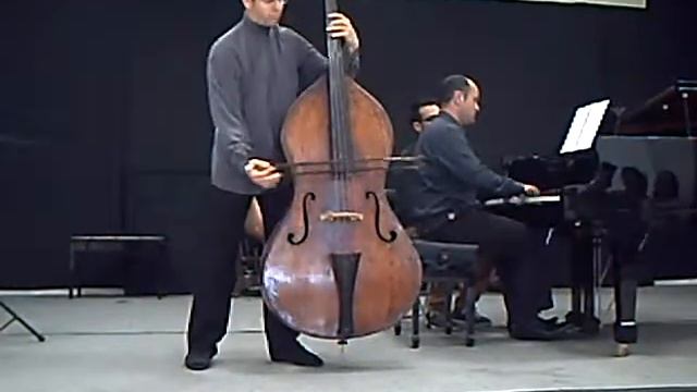 Sperger Double bass concerto 15- 3rd mvt - Edicson Ruiz (Berliner Philarmoniker) Basilio Fernández смотреть онлайн