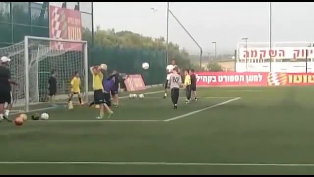Maccabi Netanya Youngest Goalkeepers with Ofer Bason Goalkeeper Trainer смотреть онлайн