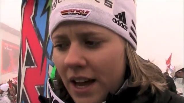 Viktoria Rebensburg: 2011 World Cup GS champion смотреть онлайн