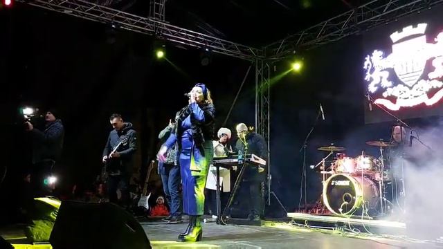 Ана Бекута приредила одличан концерт и увела бројне Требињце и госте у 2022. смотреть онлайн