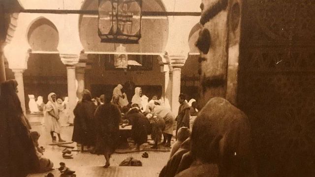Orchestra della Canzone dir. M.o Angelini, Mario Volta, Carovana Tripolina, Foxtrot, Italien, 1940 смотреть онлайн