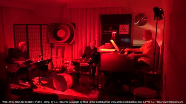 WALTZING AROUND CENTER POINT, composer: T.C. Pfeiler™® Hammond B3 Copyr © Soc.: AKM Jazz organ смотреть онлайн
