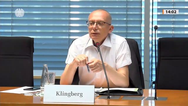 Sachverständige begrüßen Initiativen gegen Hass und Hetze gegen LSBTI смотреть онлайн