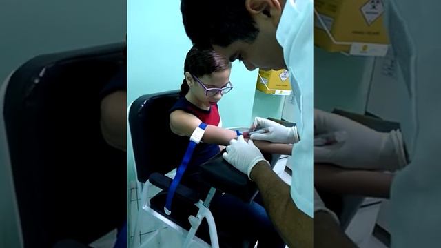 Dia de Coleta de Sangue смотреть онлайн