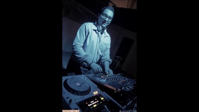 Hardwell & MAKJ vs Sash - Mysterious Countdown Times (David Gisbert Bootleg) смотреть онлайн