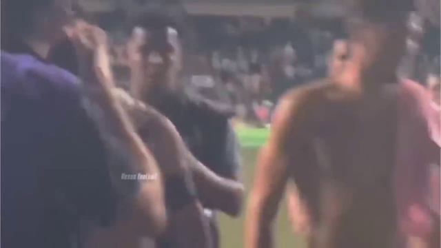 Messi's bodyguard that Beckham chose to look after him смотреть онлайн