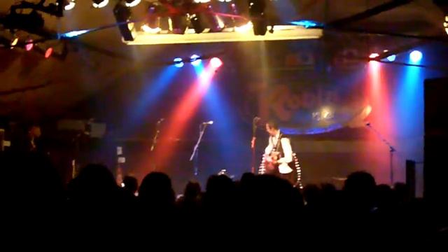 Ed Tudor-Pole, Swords Of A Thousand Men смотреть онлайн