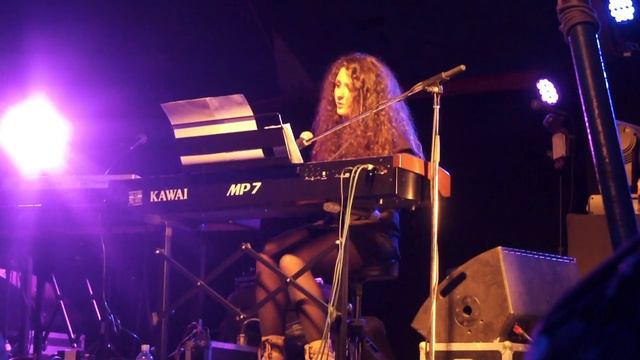 ZMF 2015-Tara Maria смотреть онлайн